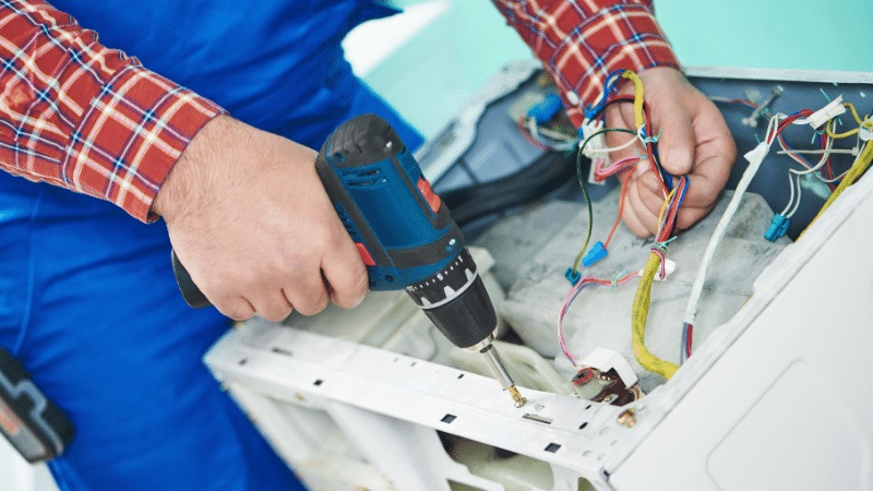 Kartepe Empero Empero çamaşır makinesi kart tamiri – Su almama arızası orijinal parça ile giderildi. - Teknik servis örneği